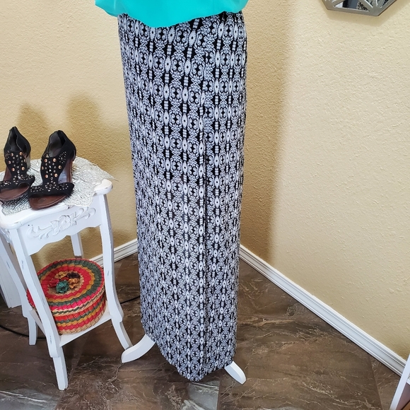 Maurice's Tribal Print Maxi Skirt sz L - Picture 2 of 8